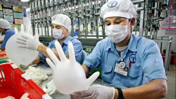 疫情催動！ 股市黑馬特斯拉漲幅輸給了橡膠手套