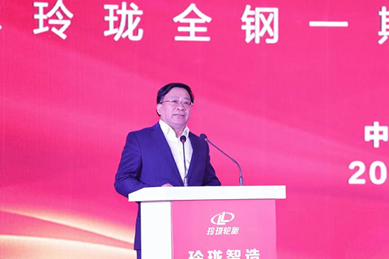 吉林省委副書記、省長韓俊致辭。