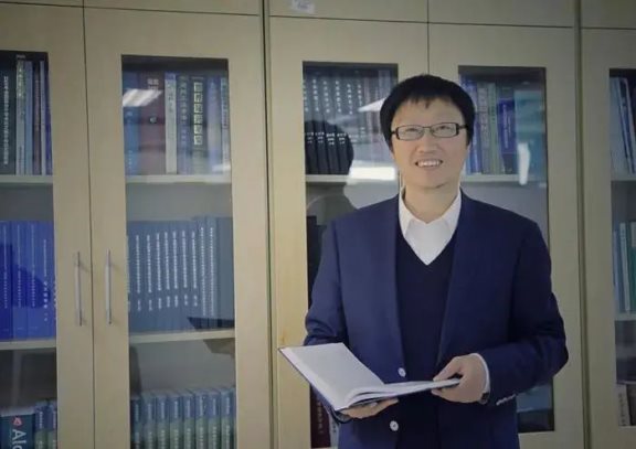 張立群 張立群