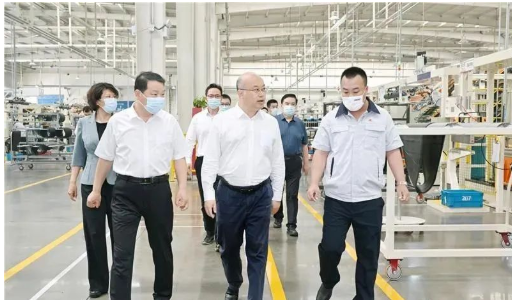 河北省長(zhǎng)王正譜調(diào)研萬(wàn)達(dá)輪胎