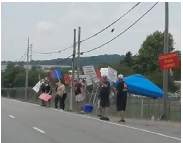 USW與米其林的勞資協(xié)議涵蓋該公司位于印第安納州韋恩堡和阿拉巴馬州塔斯卡盧薩的工廠2500名米其林員工，兩家工廠都生產(chǎn)乘用車和輕型卡車輪胎。
