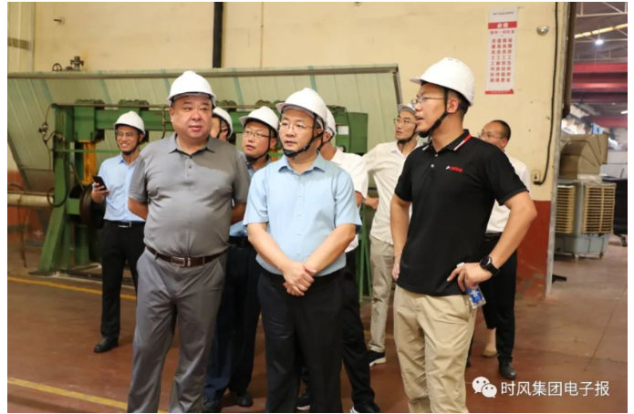 先后主要拜訪和考察了青島平度旺裕橡膠、啟航輪胎、星航橡膠科技、榮成浦林成山輪胎、威海佳航科技輪胎公司、三角輪胎和騰森輪胎公司，加快錦綸化纖產(chǎn)品的市場開發(fā)和產(chǎn)業(yè)發(fā)展。