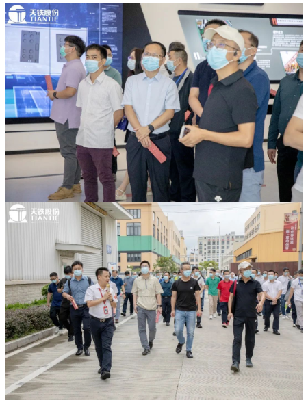 9月3日上午，在會(huì)議安排下，百余位與會(huì)嘉賓到天鐵股份橡膠產(chǎn)業(yè)園區(qū)參觀交流。