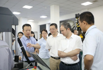 寧波市科技局黨組成員、副局長(zhǎng)陳善福蒞臨建新開展“三強(qiáng)三促”專項(xiàng)調(diào)研