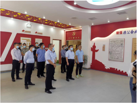 禹王臺(tái)區(qū)人大黨組書記、主任韓瑞軍到金久龍實(shí)業(yè)有限公司參觀交流工作