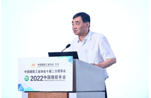 04、中策橡膠董事長沈金榮輪胎市場需求兩極分化