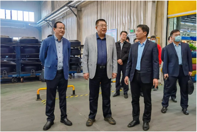 棗莊市一級巡視員周宗安到嶧城區(qū)上市后備企業(yè)調(diào)研