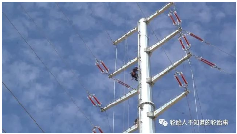 為確保生產(chǎn)車間全電智能化改造后電力穩(wěn)定，威海供電公司對(duì)35千伏庫(kù)珀線、國(guó)泰線等4條供電線路和110千伏崖頭變電進(jìn)行升級(jí)改造，全方位滿足項(xiàng)目用電需求。