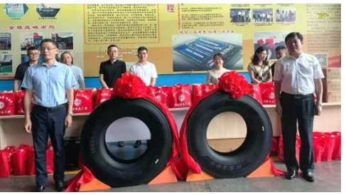 2022年，公司全鋼子午線載重輪胎生產(chǎn)規(guī)模達(dá)到設(shè)計目標(biāo)200萬套，目標(biāo)銷售收入18億元，并啟動600萬條半鋼項目。