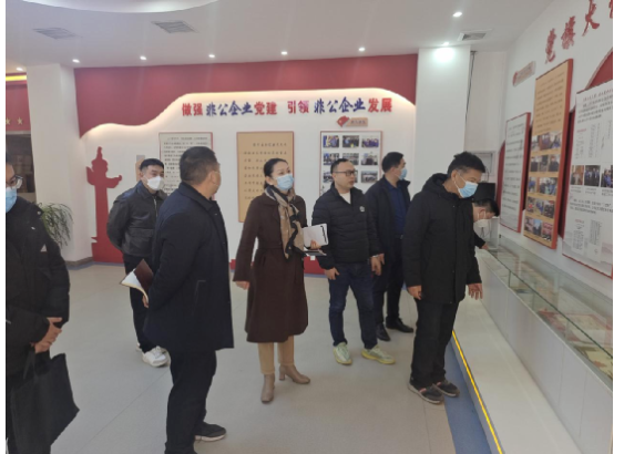 開封市商務(wù)局副局長戴一楠帶隊到公司調(diào)研指導(dǎo)工作