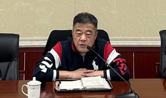 濟(jì)寧黑貓將瞄定任務(wù)不放松，制定行而有效的措施方法，逐步實(shí)現(xiàn)規(guī)模領(lǐng)先、效益領(lǐng)先、技術(shù)領(lǐng)先的目標(biāo)任務(wù)，為黑貓股份高質(zhì)量發(fā)展貢獻(xiàn)力量!