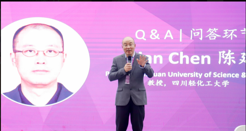 陳建教授介紹了炭黑表面超硬性、結(jié)合膠層、結(jié)合膠疲勞斷裂等三大新要素，認(rèn)為發(fā)現(xiàn)炭黑表面具有超硬性及疲勞斷裂的檢測對炭黑生產(chǎn)企業(yè)和輪胎企業(yè)非常重要，可以據(jù)此調(diào)整生產(chǎn)工藝或者預(yù)測輪胎的使用性能。此外，他也呼吁炭黑行業(yè)應(yīng)該努力利用炭黑超硬度特性，擴(kuò)大炭黑應(yīng)用場景。