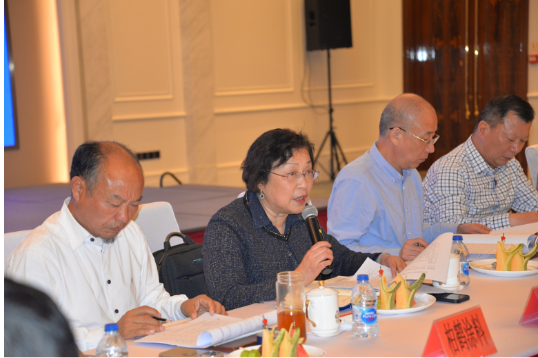 同時，李心一秘書長向與會代表匯報了《2023年度常州市涂料協(xié)會工作計劃》草案，該工作報告隨后草案交由理事會討論并獲得一致通過。大會還公布了《協(xié)會增補理事、會員單位》，增補2家企業(yè)成為常州市涂料協(xié)會理事單位，8家企業(yè)成為會員單位。
