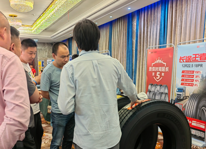雙錢輪胎表示，未來他們將繼續(xù)與貨車寶及更多優(yōu)質(zhì)合作伙伴攜手合作，持續(xù)關(guān)注和關(guān)愛貨車司機(jī)和這一群體。無論是從產(chǎn)品還是服務(wù)，雙錢輪胎都將真正為他們的貨運(yùn)之路保駕護(hù)航。