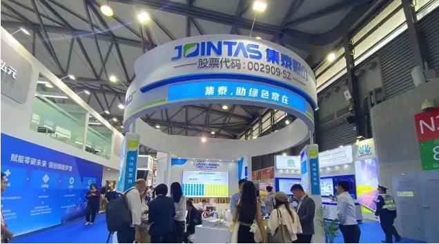 據(jù)了解，集泰股份在光伏膠市場取得了亮眼的成績。他們憑借科技創(chuàng)新能力突出、技術(shù)指標國際領(lǐng)先以及對產(chǎn)業(yè)發(fā)展的高價值認可，榮獲廣東省高新技術(shù)企業(yè)協(xié)會評為“2022年廣東省名優(yōu)高新技術(shù)產(chǎn)品”。