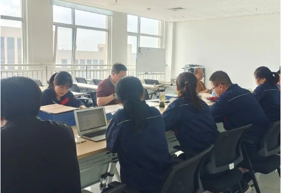 金能化學(青島)有限公司質檢中心順利通過了CNAS(中國合格評定國家認可委員會)監(jiān)督+擴項評審。
